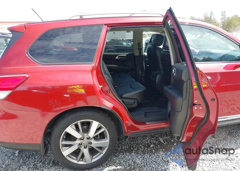 2014 Nissan Pathfinder Platinum z USA, uszkodzony, nr VIN 5N1AR2MM4EC609421